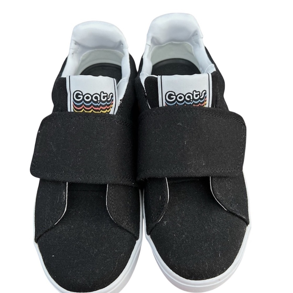 GOATS SNEAKER BLACK CANVAS HOOP AND LOOP CLOSURE SHOES 9.5 MEDIUM NEW
